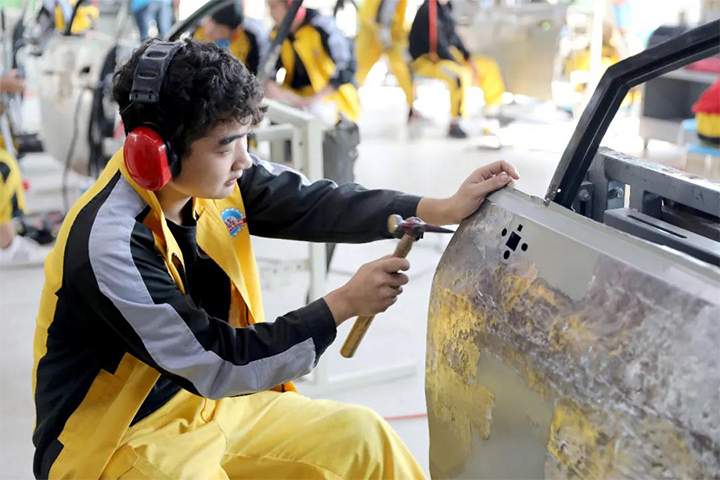 <b>政策支持!職教新觀念,</b>